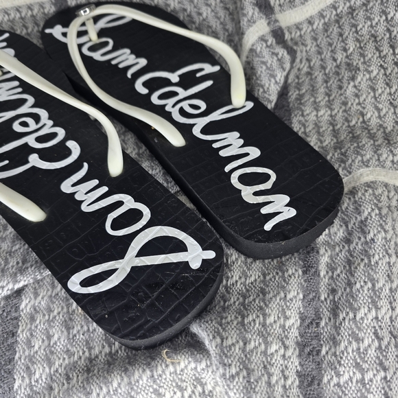 Sam Edelman Black Flip Flops Size 10 - Picture 3 of 5